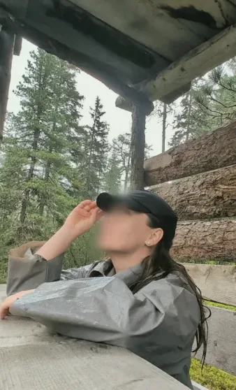 Emilia, 35